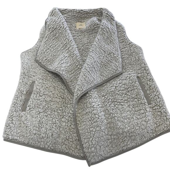 Thread & Supply Vest Womens Small Gray Sherpa Fleece Open Front Sleeveless Cozy - Picture 1 of 6